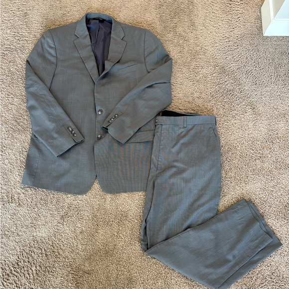 Men’s suit